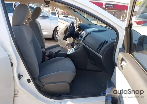 2011 Nissan Sentra 2.0Sr from USA, damaged, VIN 3N1AB6AP1BL618384